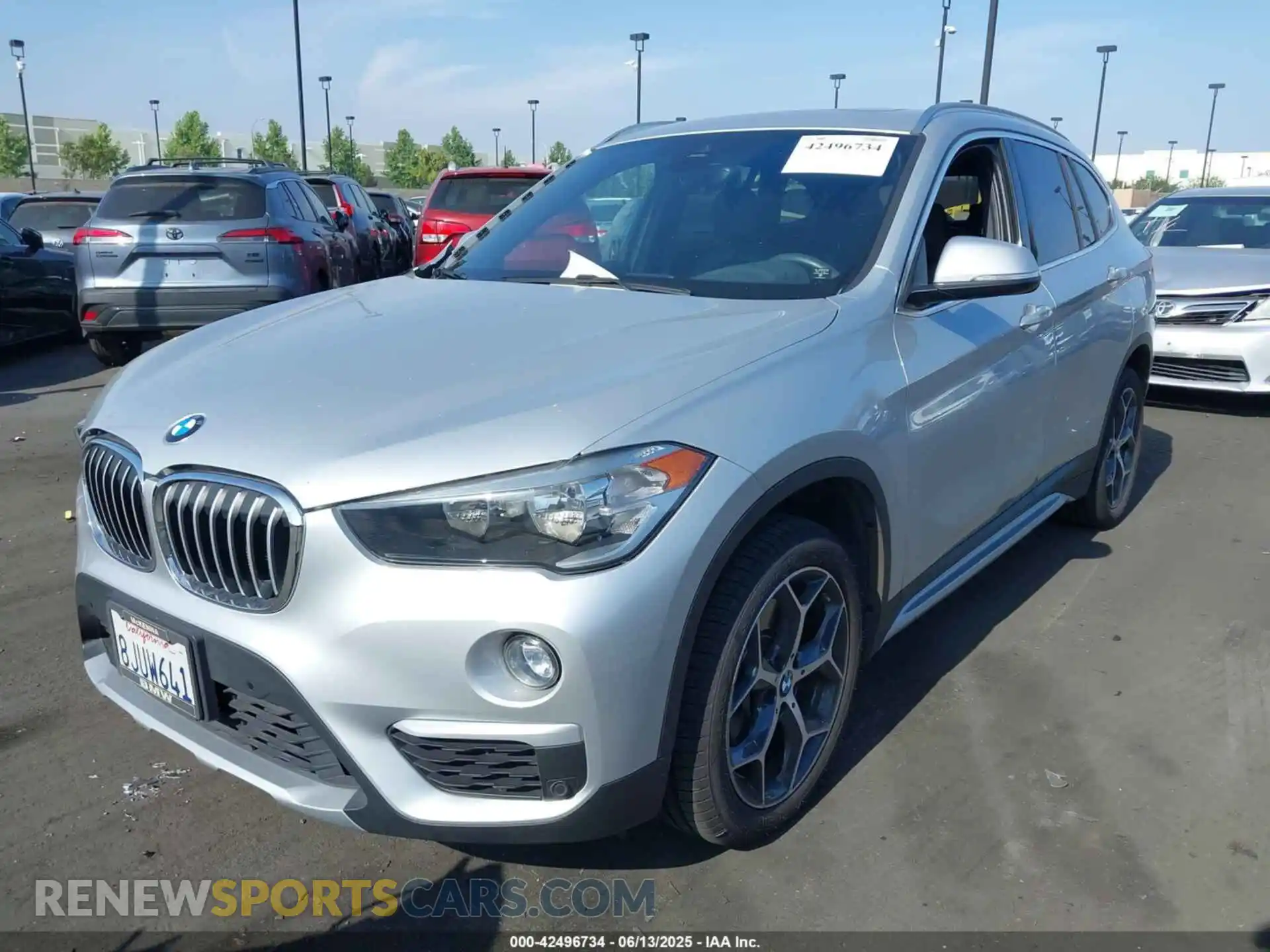 2 Фотография поврежденного автомобиля WBXHT3C56K5L38658 BMW X1 2019
