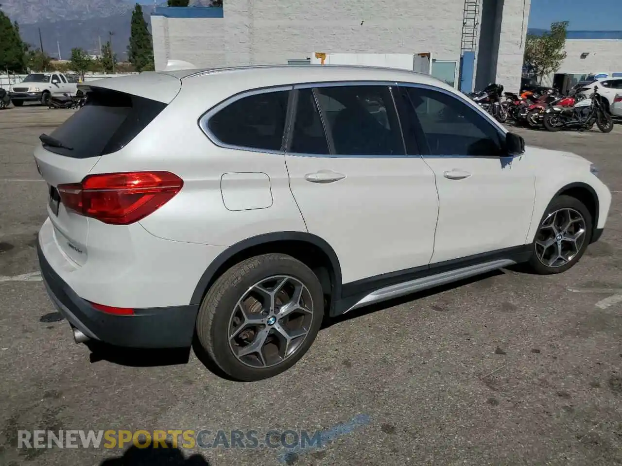 3 fotografías del automóvil dañado WBXHT3C57K5L37163 BMW X1 2019