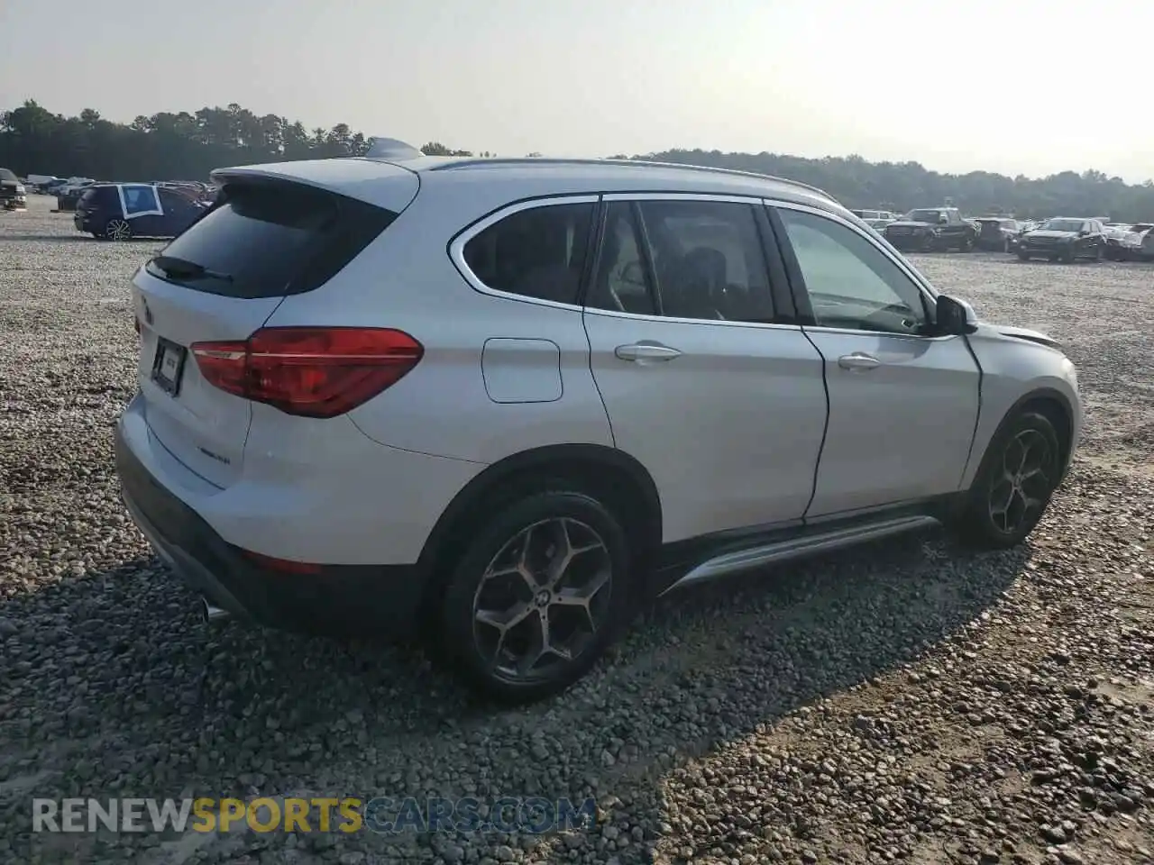 3 Photograph of a damaged car WBXHU7C5XK3H46292 BMW X1 2019