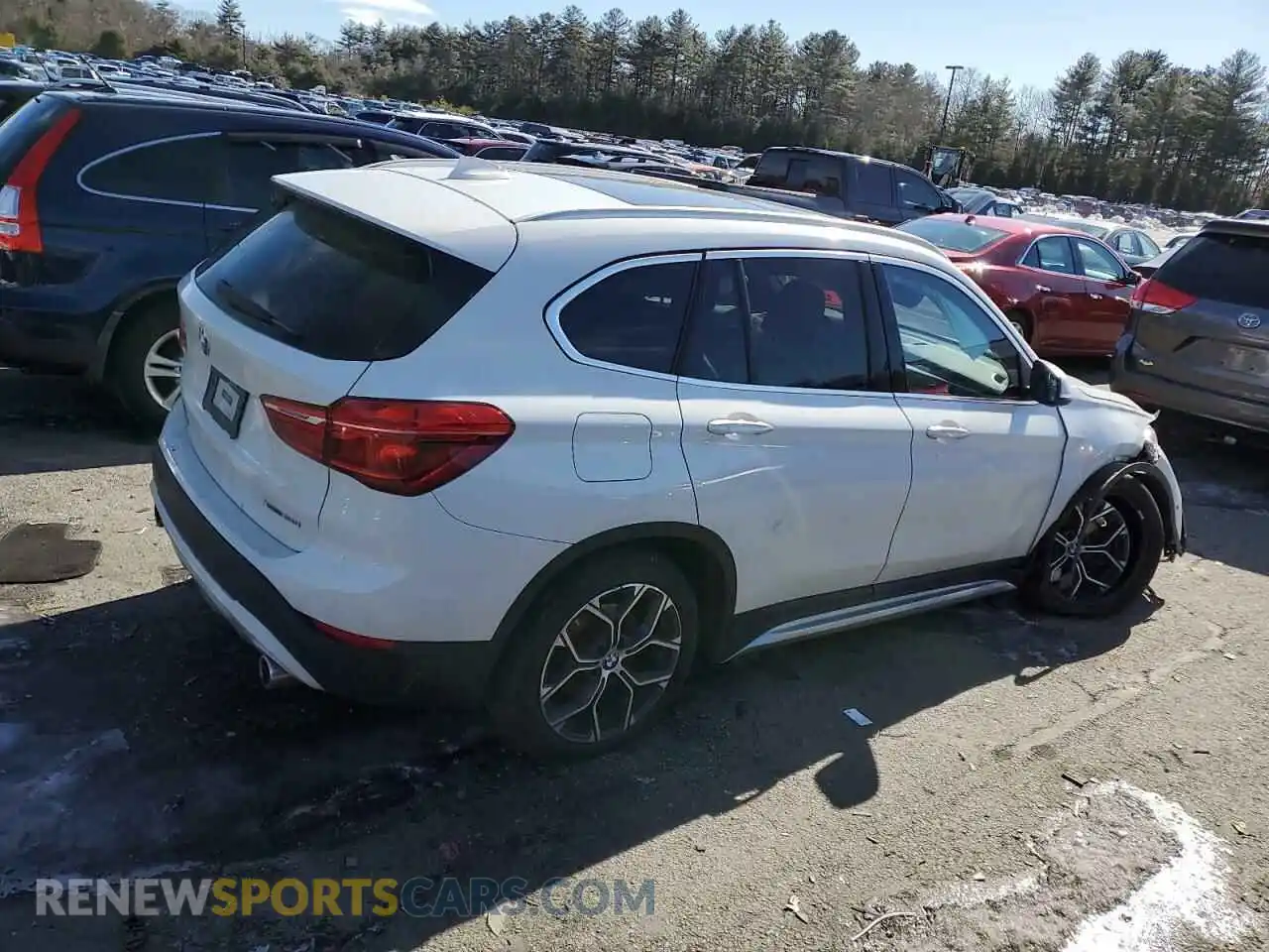 3 Photograph of a damaged car WBXJG9C01L5P56897 BMW X1 2020