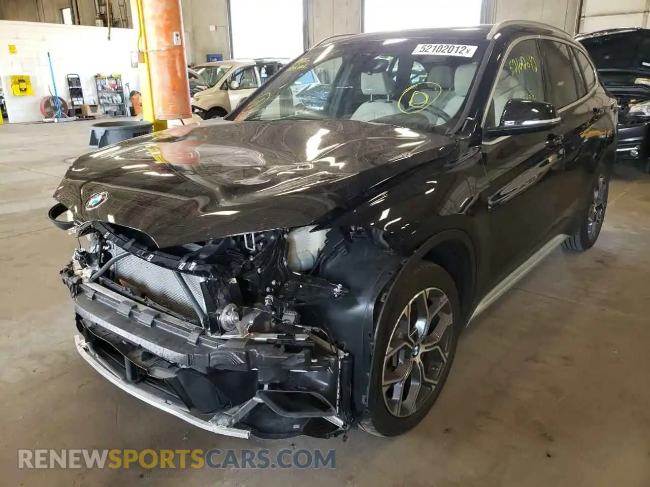 2 fotografías del automóvil dañado WBXJG9C09L5R23491 BMW X1 2020