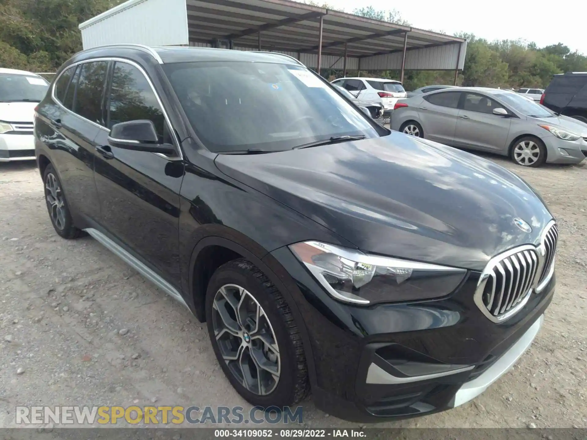 1 Photograph of a damaged car WBXJG7C01M5U22620 BMW X1 2021
