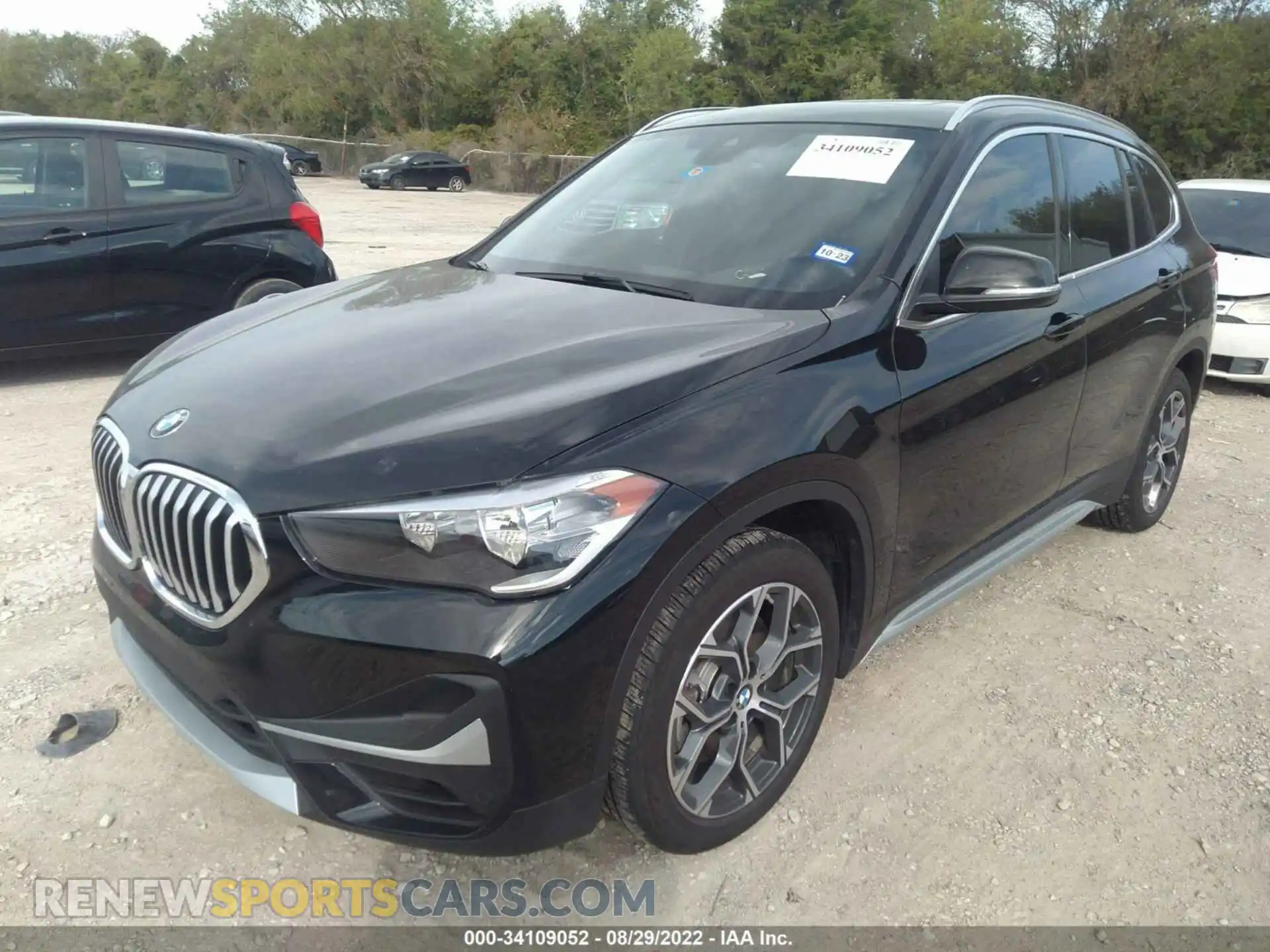 2 Photograph of a damaged car WBXJG7C01M5U22620 BMW X1 2021