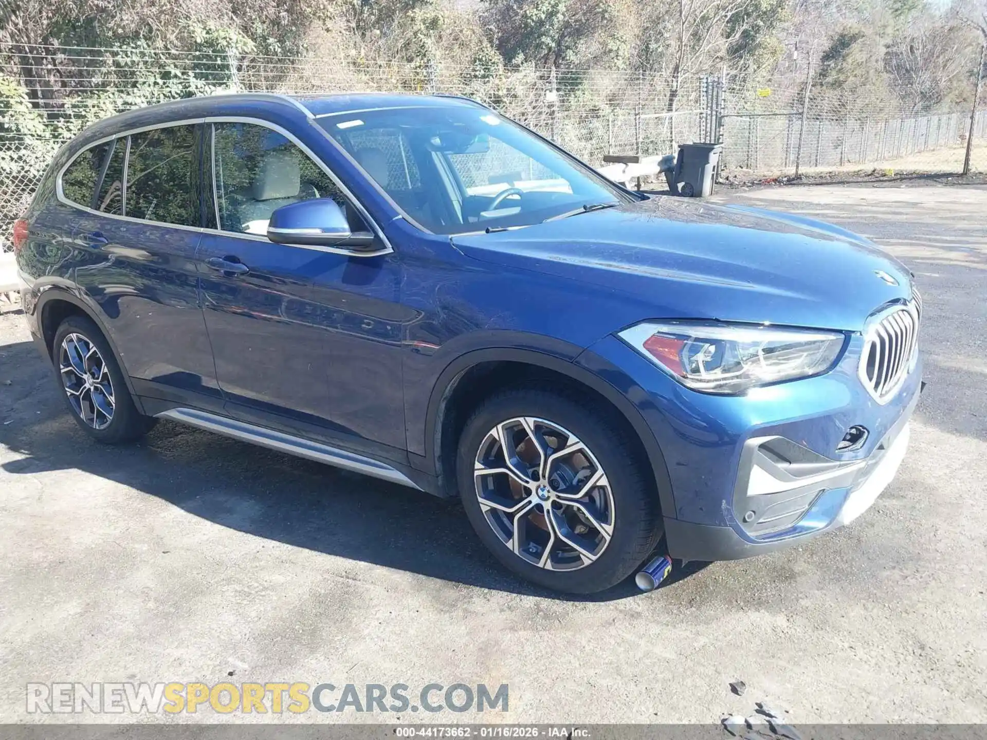 1 Photograph of a damaged car WBXJG7C01M5U36310 BMW X1 2021