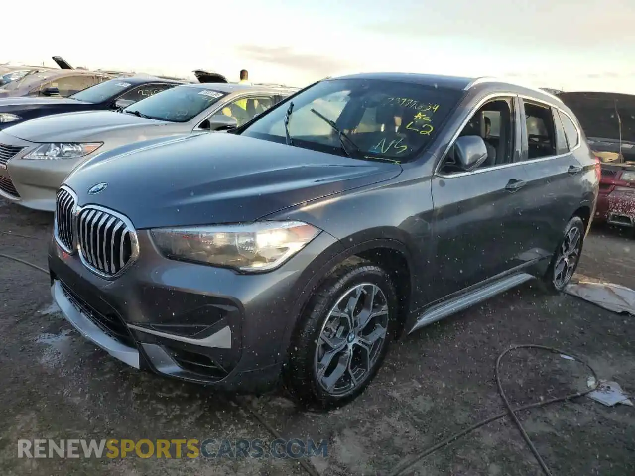 1 Фотография поврежденного автомобиля WBXJG7C04M5T04867 BMW X1 2021