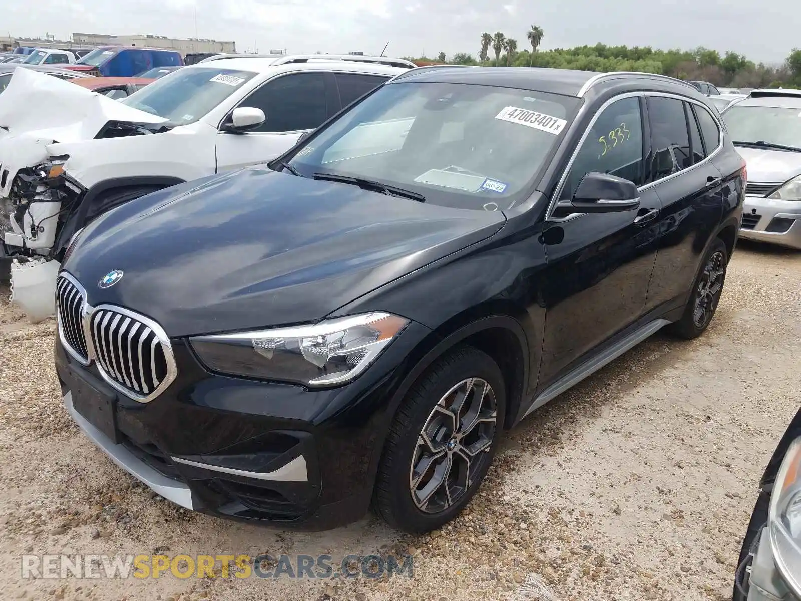 2 Photograph of a damaged car WBXJG7C05M5S04888 BMW X1 2021