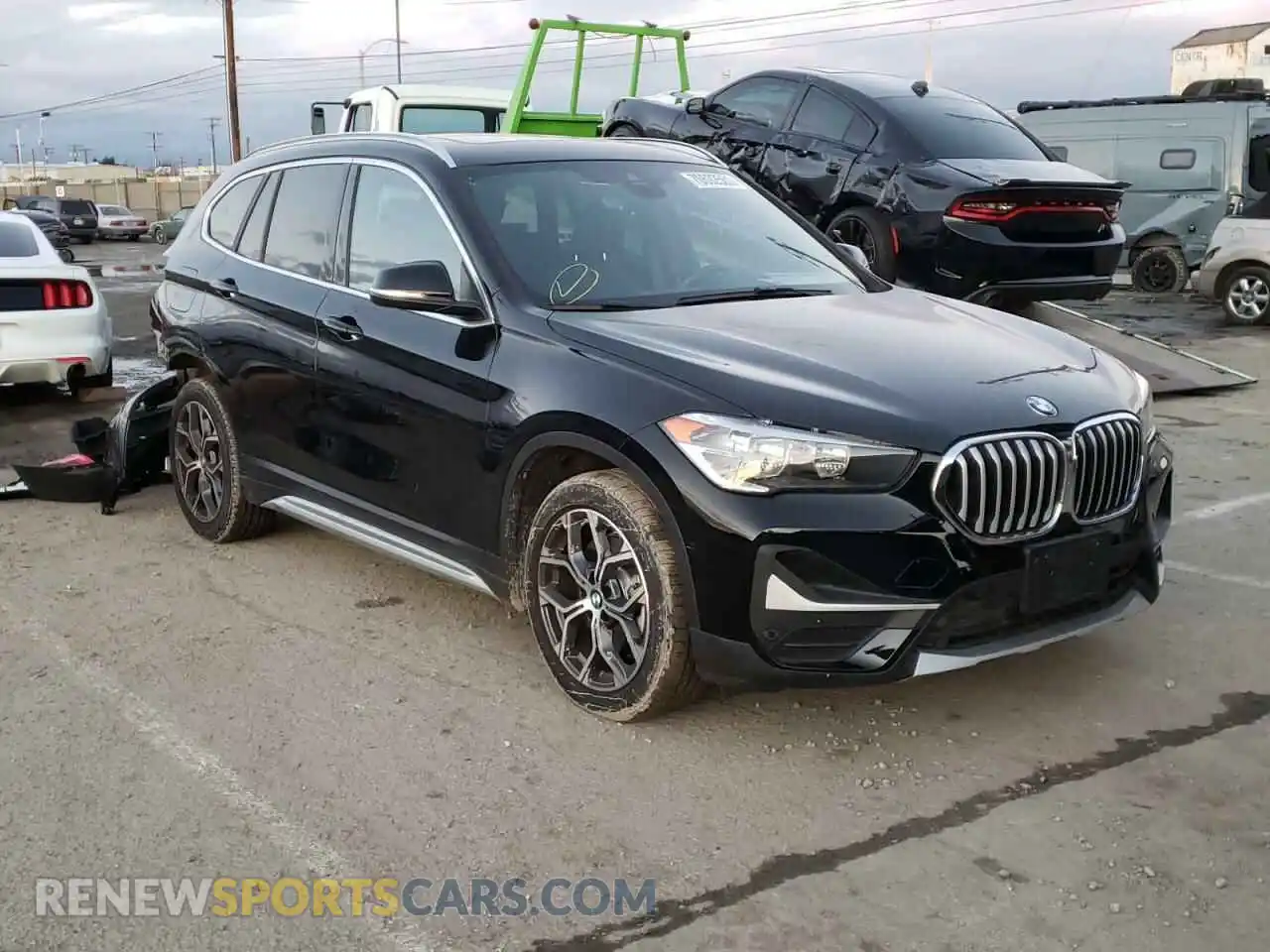 1 Photograph of a damaged car WBXJG7C06M5S28147 BMW X1 2021