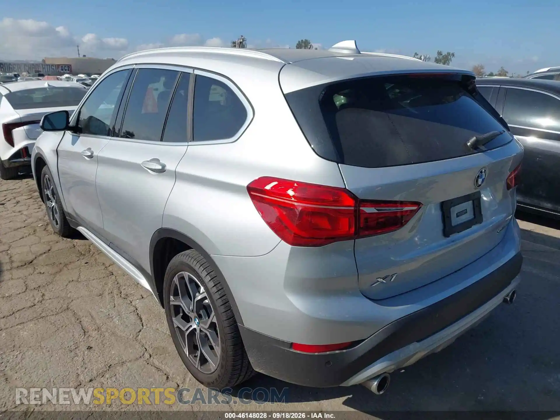 3 Photograph of a damaged car WBXJG7C06M5T65668 BMW X1 2021