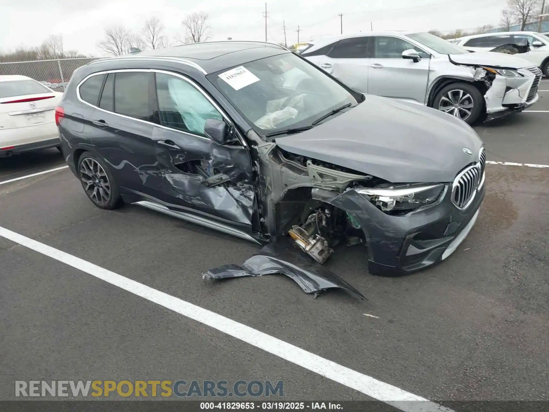 1 Photograph of a damaged car WBXJG7C07M5S08831 BMW X1 2021