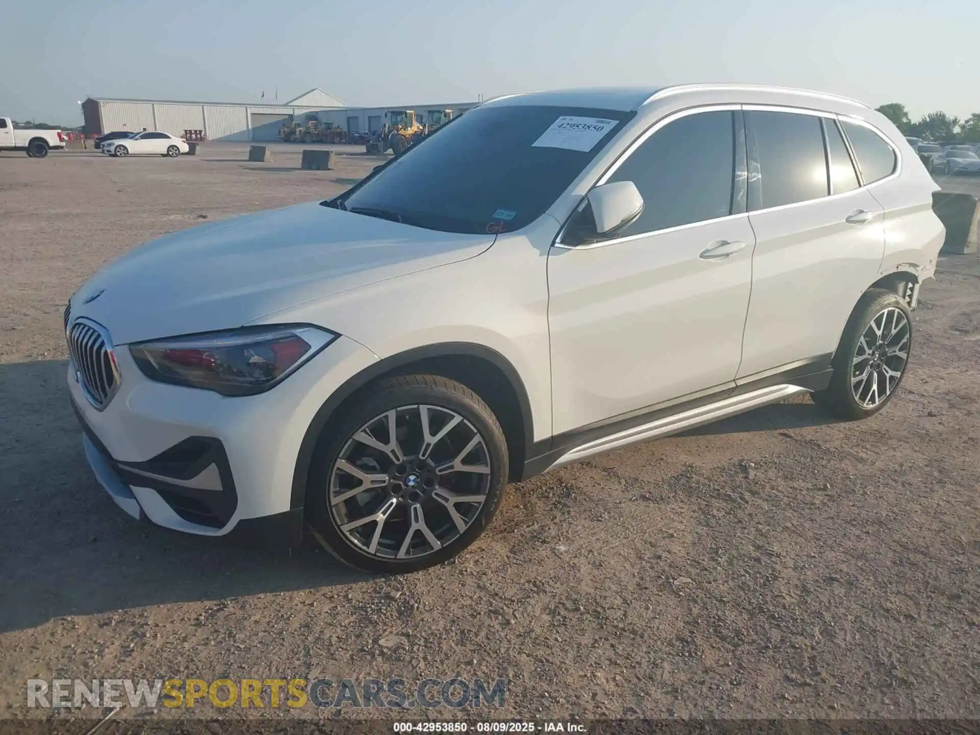 2 Photograph of a damaged car WBXJG7C07M5S34491 BMW X1 2021