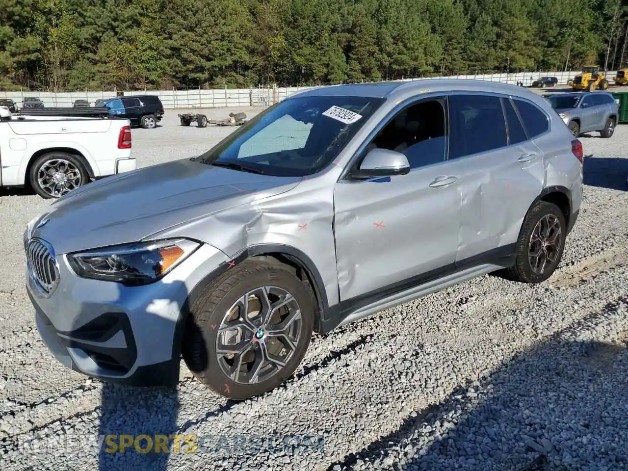 1 Photograph of a damaged car WBXJG7C07M5S58192 BMW X1 2021