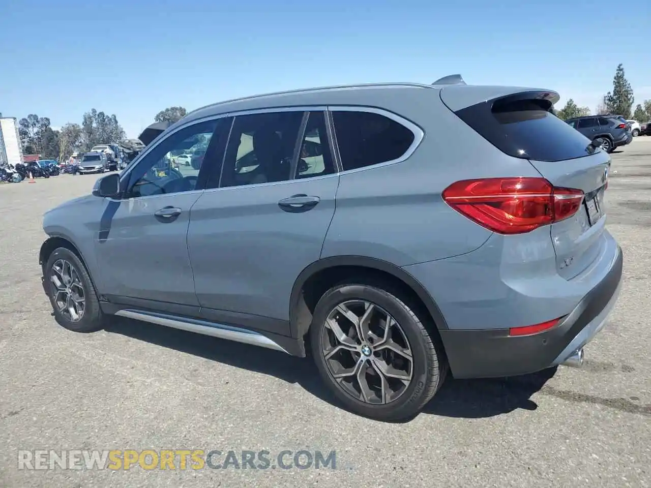 2 Photograph of a damaged car WBXJG7C08M3M75360 BMW X1 2021