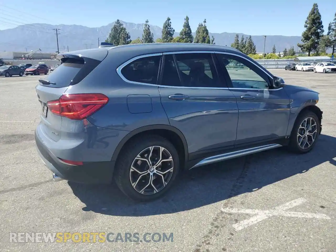 3 Photograph of a damaged car WBXJG7C08M3M75360 BMW X1 2021