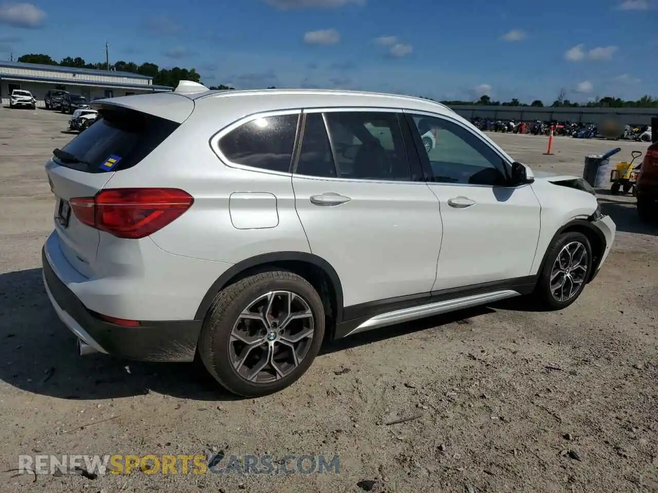 3 Photograph of a damaged car WBXJG7C0XM5U12443 BMW X1 2021