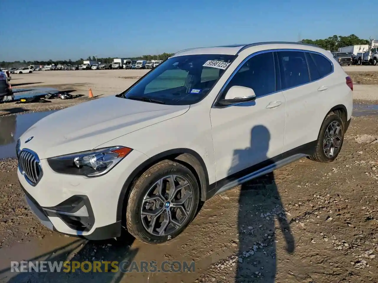1 Photograph of a damaged car WBXJG7C0XM5U34751 BMW X1 2021