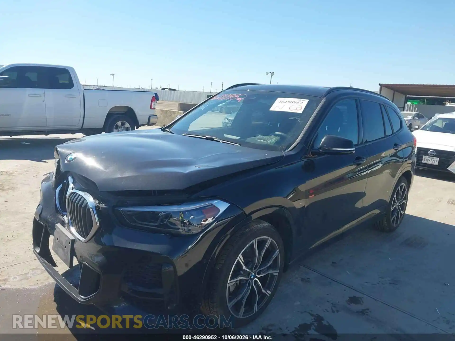 2 Фотография поврежденного автомобиля WBXJG9C01M5U28042 BMW X1 2021