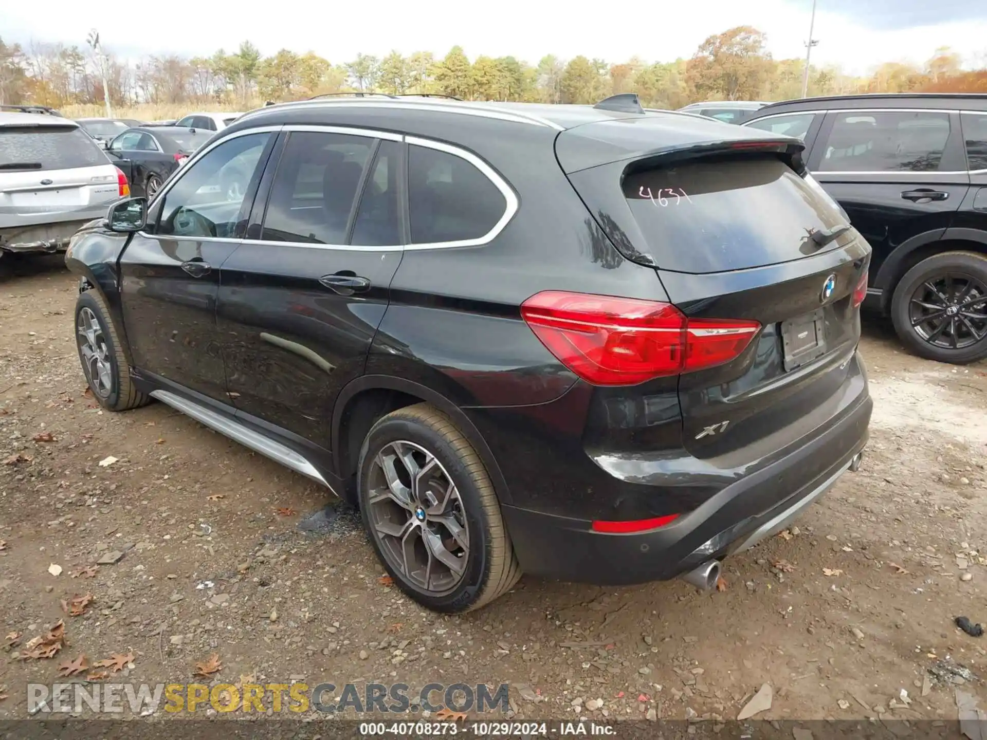 3 Photograph of a damaged car WBXJG9C01M5U34536 BMW X1 2021