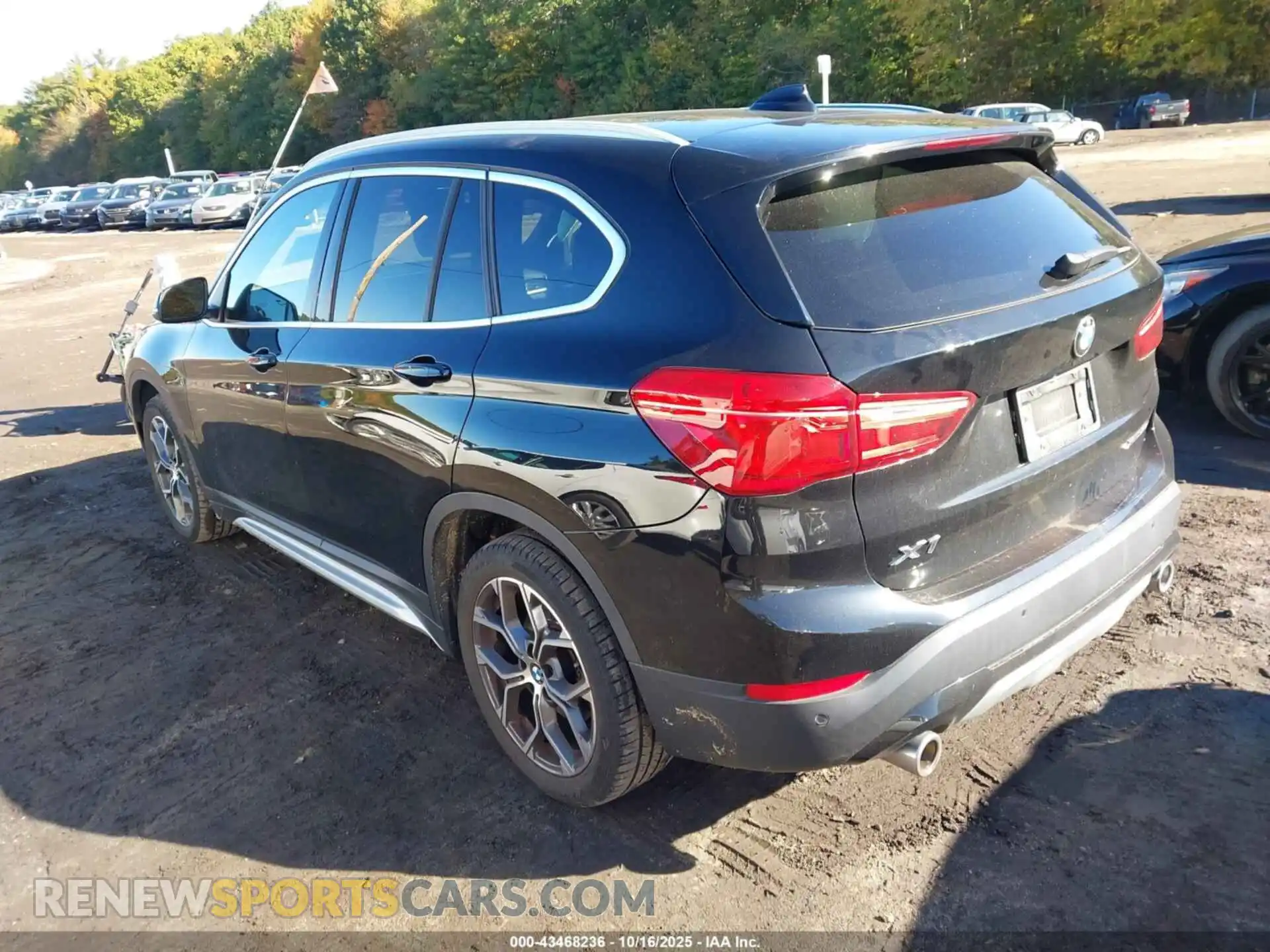 3 Фотография поврежденного автомобиля WBXJG9C02M5T07987 BMW X1 2021