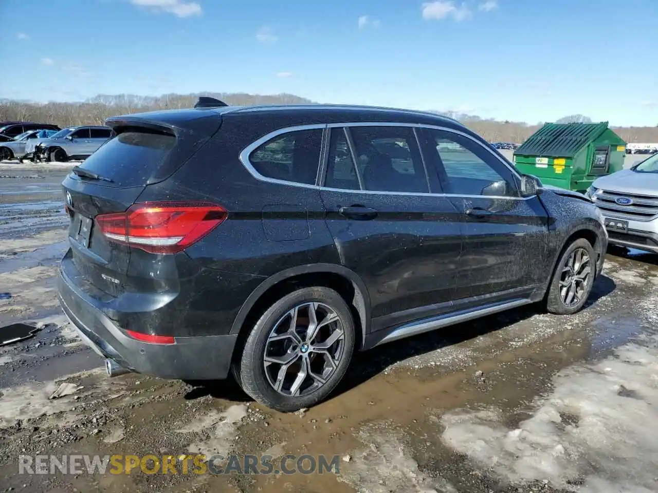 3 Photograph of a damaged car WBXJG9C04M5T78933 BMW X1 2021