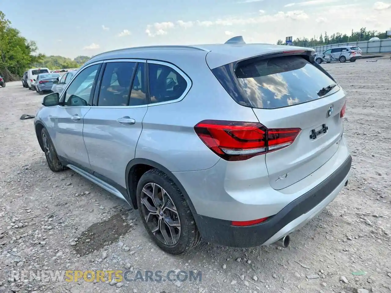 2 Photograph of a damaged car WBXJG9C06M5T94096 BMW X1 2021