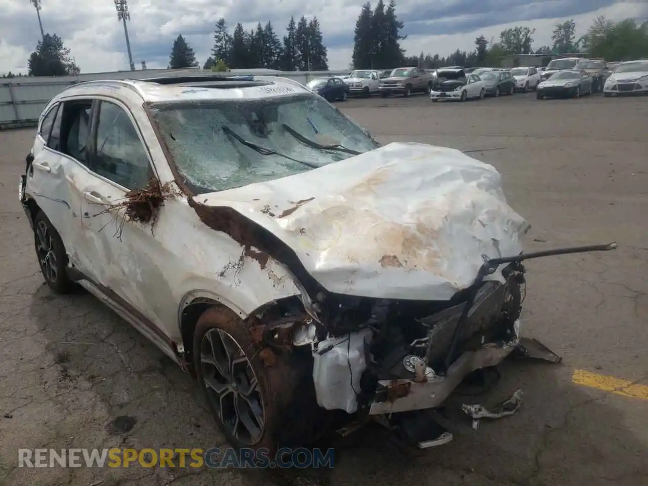 1 fotografías del automóvil dañado WBXJG9C06M5T99587 BMW X1 2021