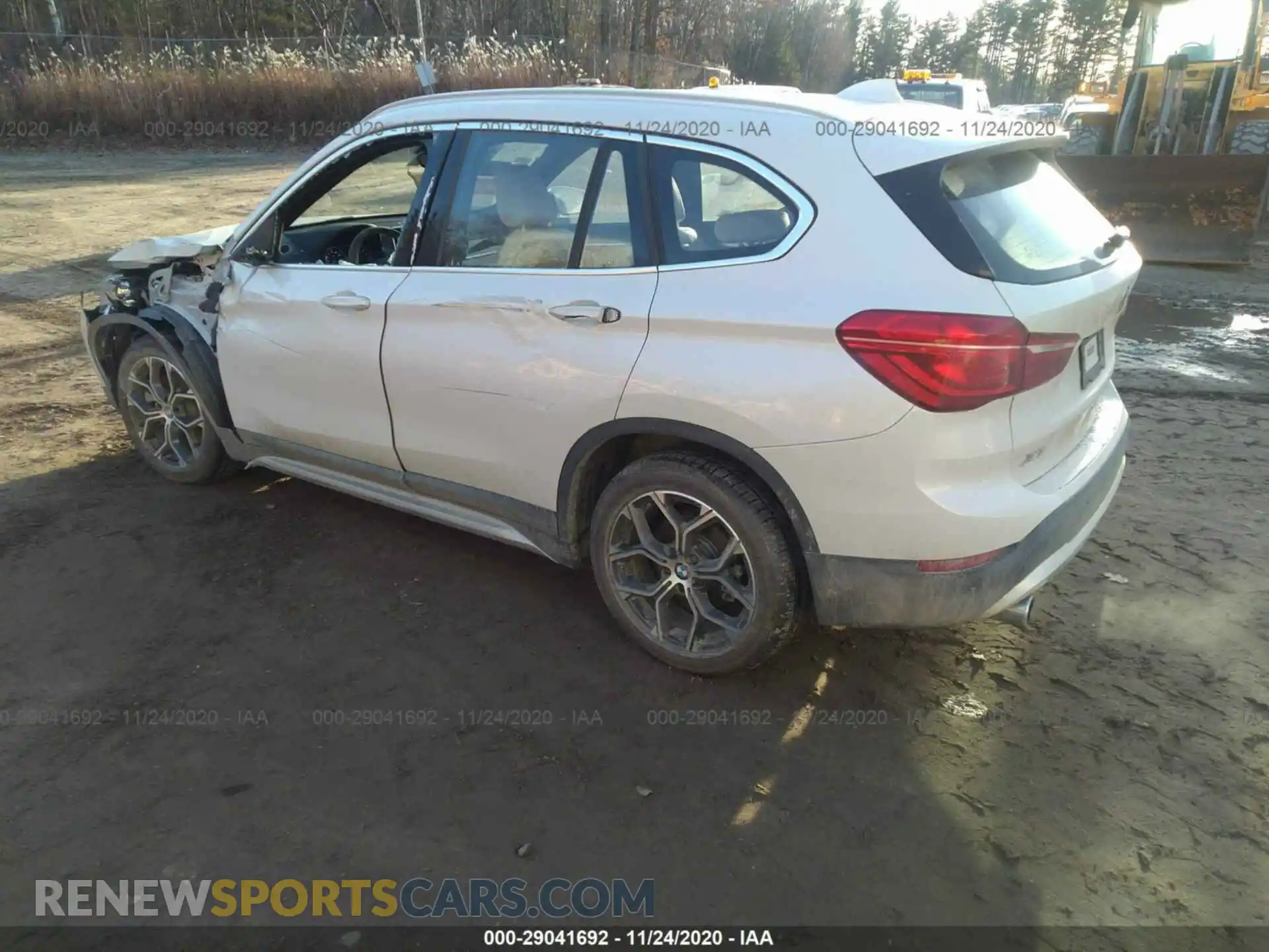 3 Photograph of a damaged car WBXJG9C08M5S09708 BMW X1 2021