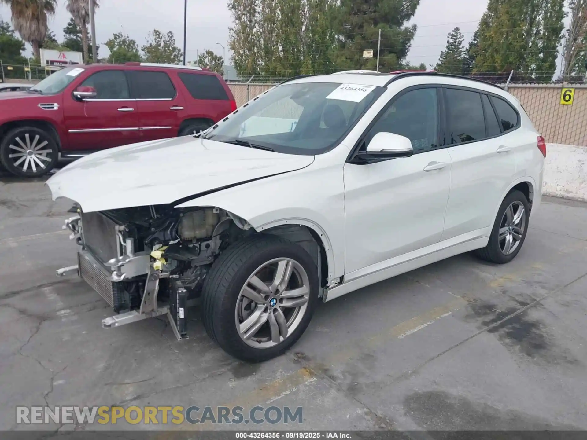 2 Photograph of a damaged car WBXJG9C08M5U42827 BMW X1 2021