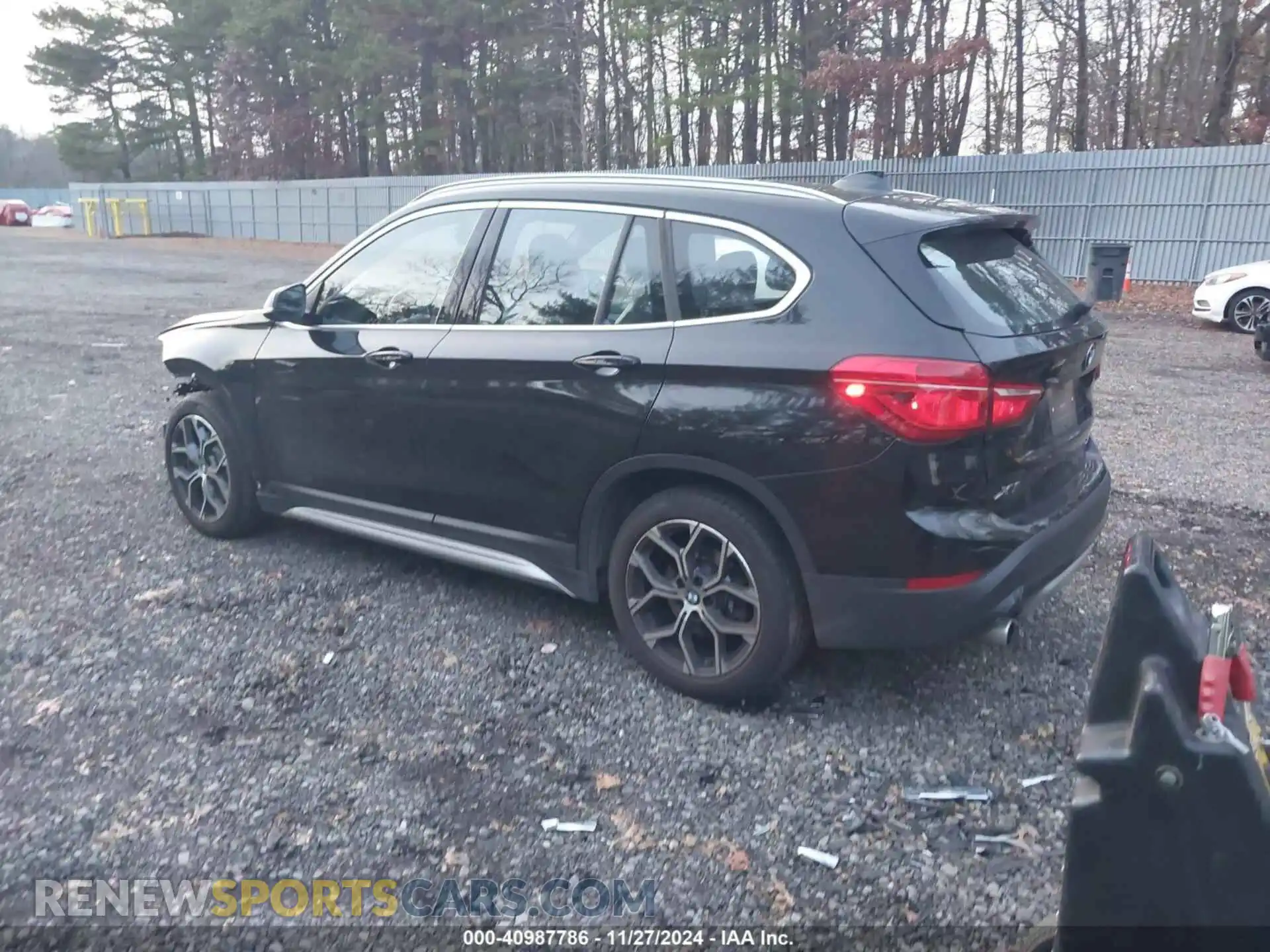 3 Photograph of a damaged car WBXJG9C0XM5S30396 BMW X1 2021