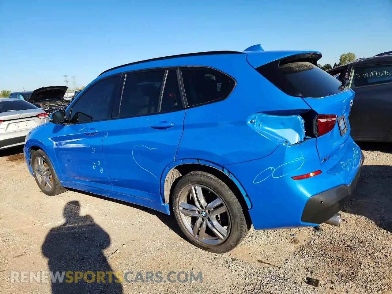 2 fotografías del automóvil dañado WBXJG9C0XM5T03802 BMW X1 2021