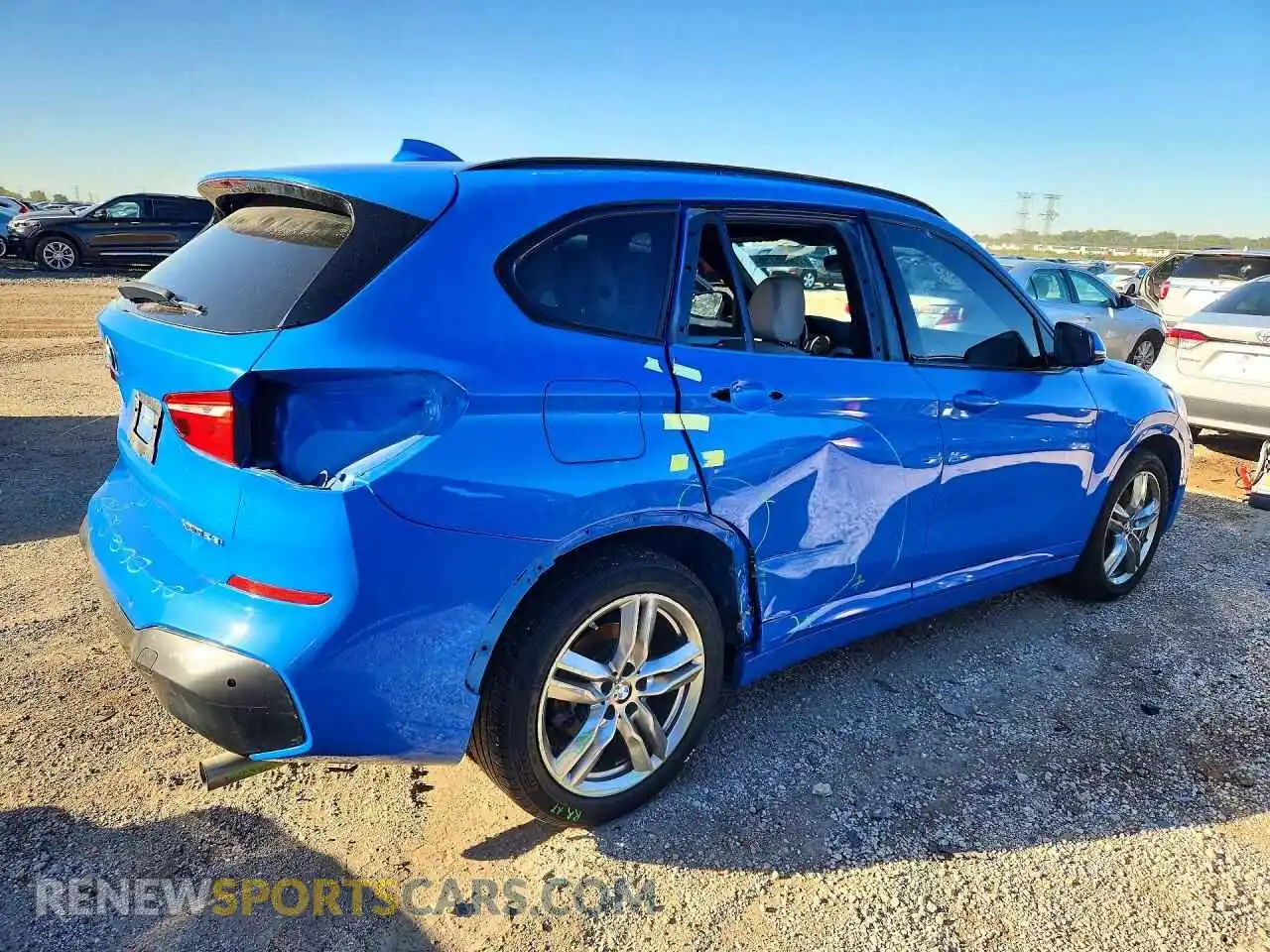 3 fotografías del automóvil dañado WBXJG9C0XM5T03802 BMW X1 2021