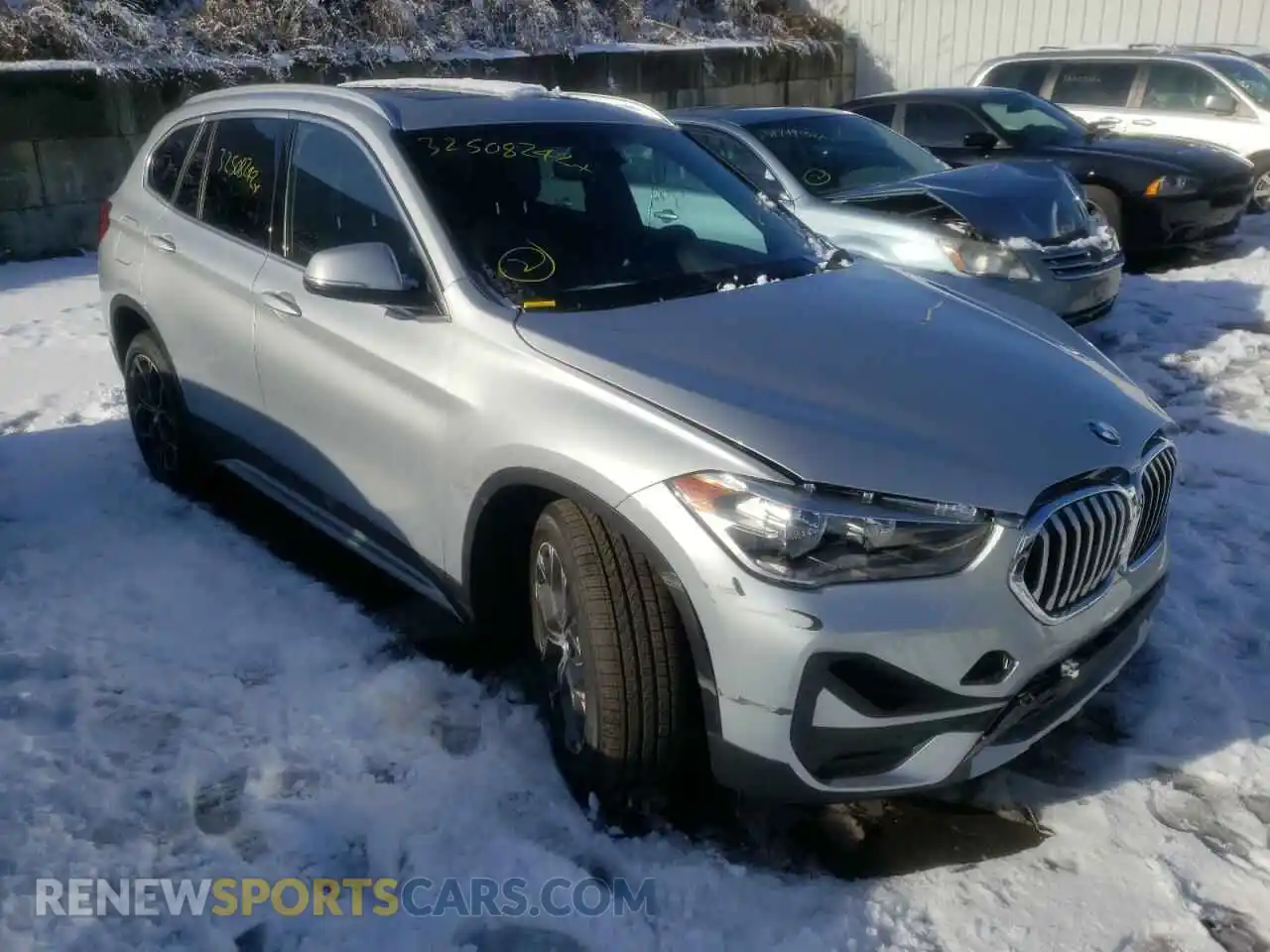 1 Photograph of a damaged car WBXJG9C0XM5U28105 BMW X1 2021