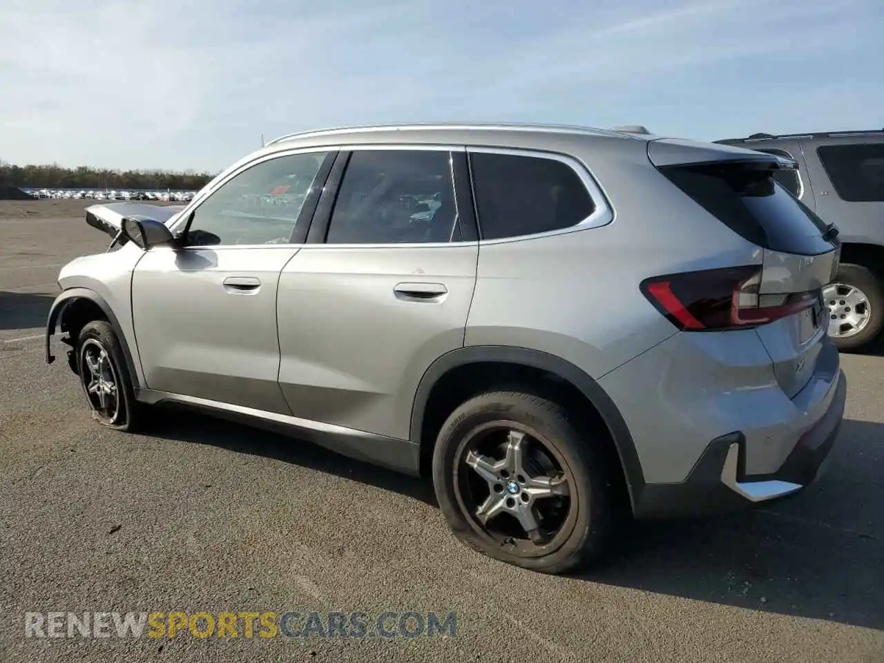 2 Photograph of a damaged car WBX73EF03P5W10176 BMW X1 2023