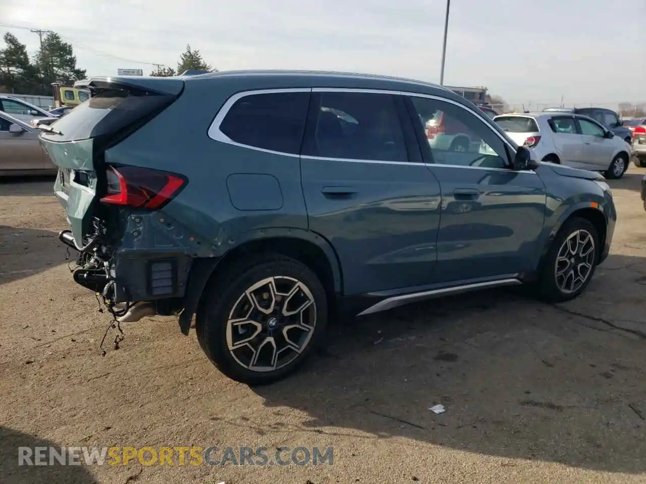 3 Photograph of a damaged car WBX73EF03P5X67013 BMW X1 2023