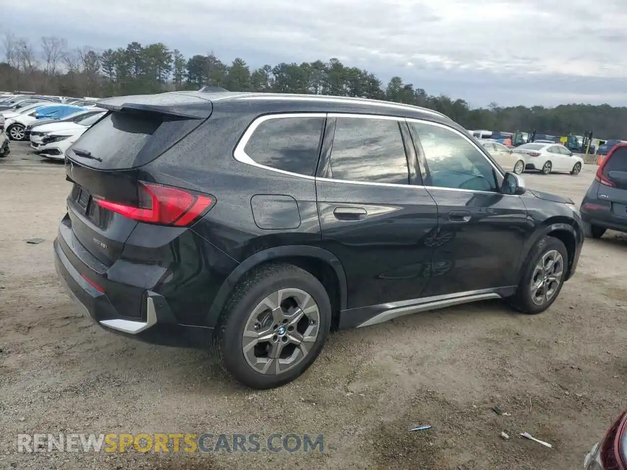 3 Photograph of a damaged car WBX73EF01R5Z20006 BMW X1 2024