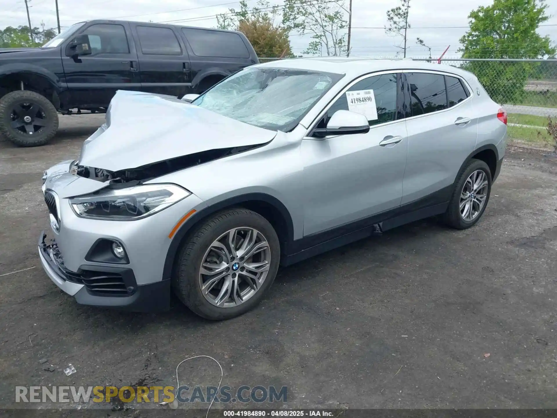 2 Photograph of a damaged car WBXYJ3C51KEP77367 BMW X2 2019