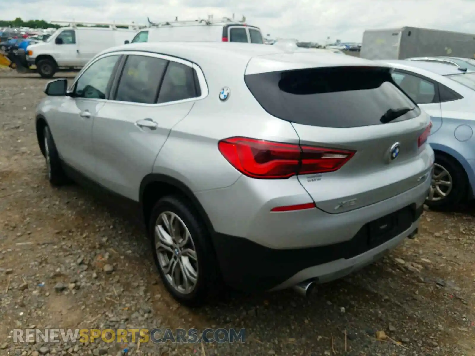 3 Photograph of a damaged car WBXYJ5C56K5N37811 BMW X2 2019