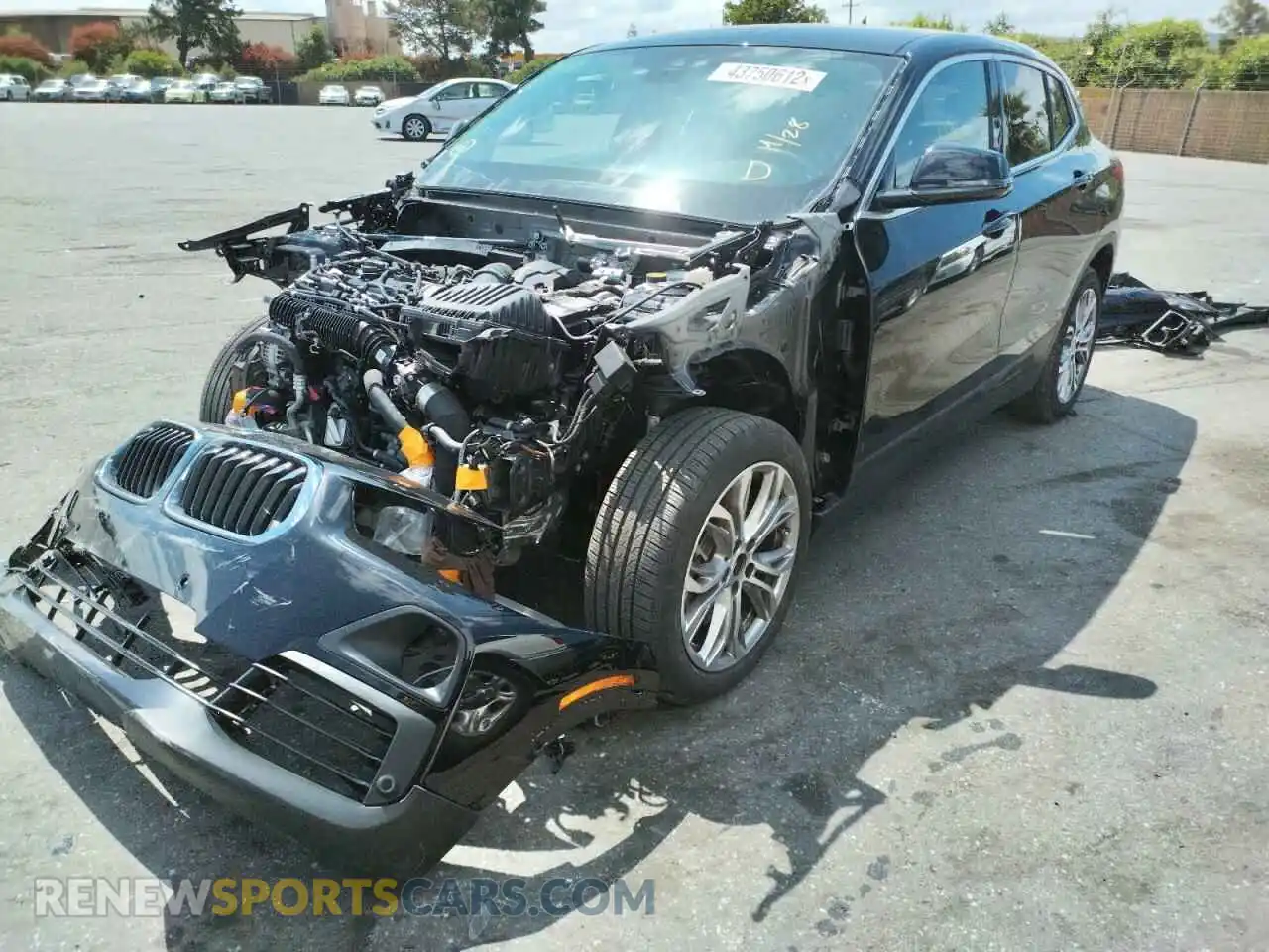 2 Photograph of a damaged car WBXYH9C00L5P80409 BMW X2 2020