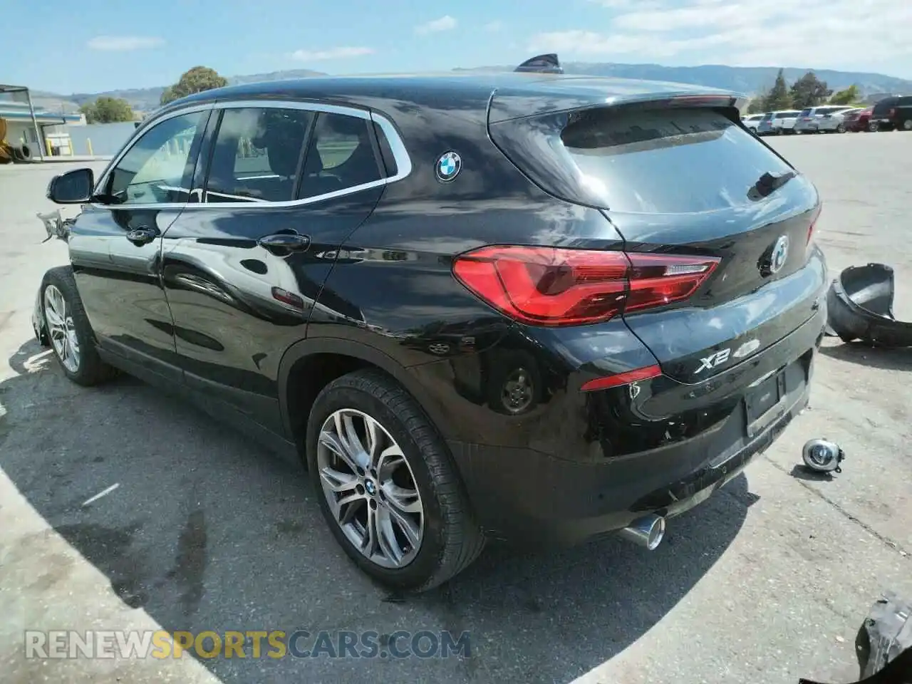 3 Photograph of a damaged car WBXYH9C00L5P80409 BMW X2 2020