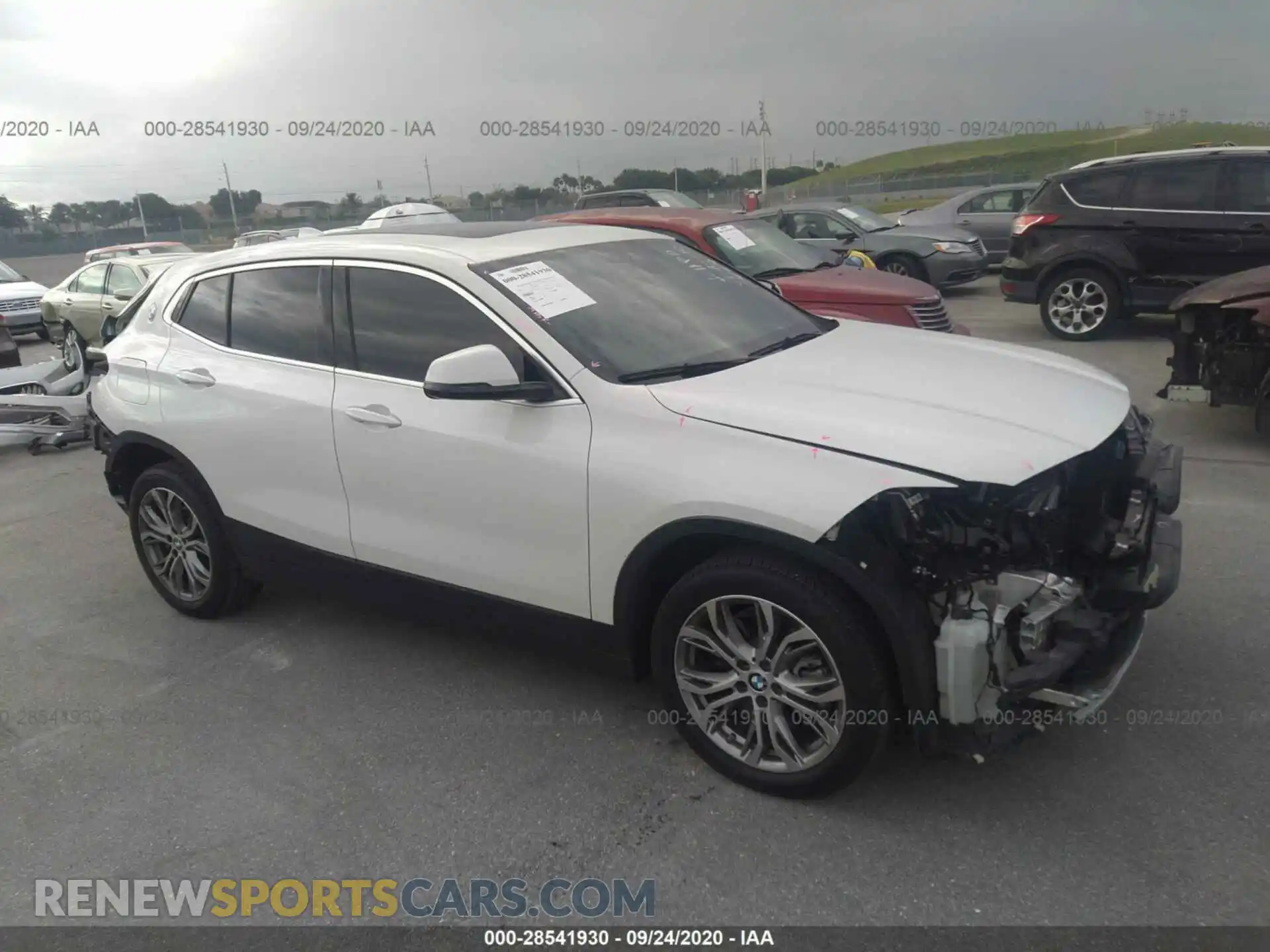 1 fotografías del automóvil dañado WBXYH9C01L5P19649 BMW X2 2020