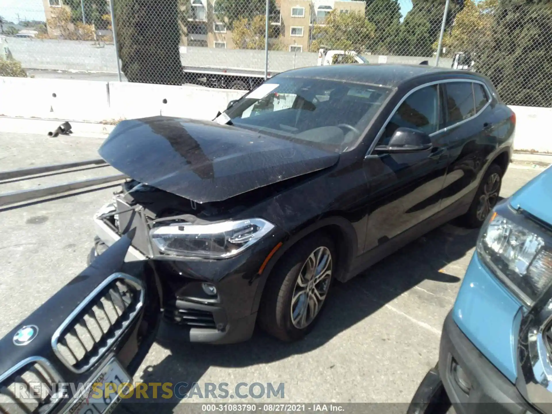 2 Photograph of a damaged car WBXYH9C01L5P81195 BMW X2 2020