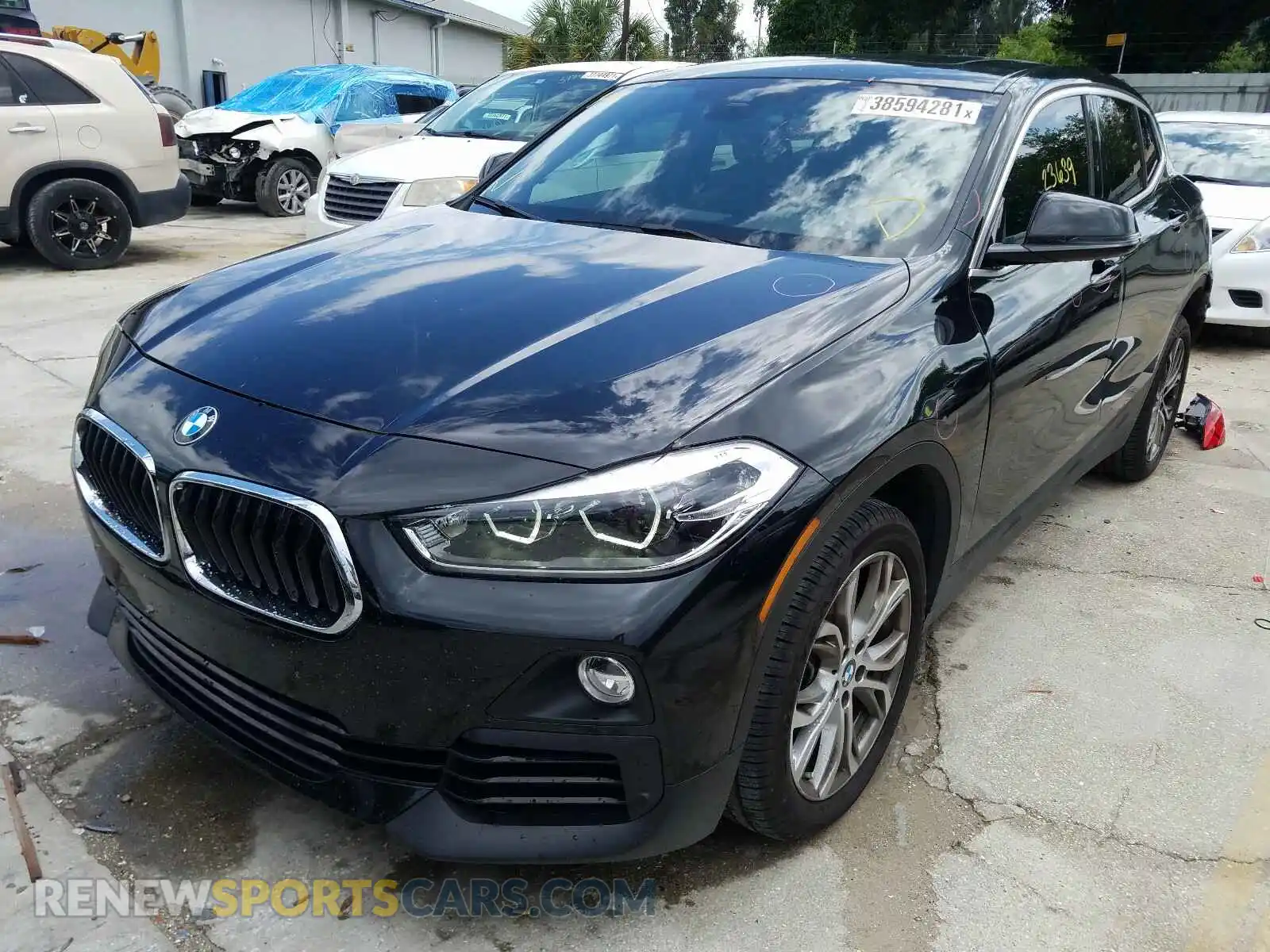 2 Photograph of a damaged car WBXYH9C02L5P19935 BMW X2 2020