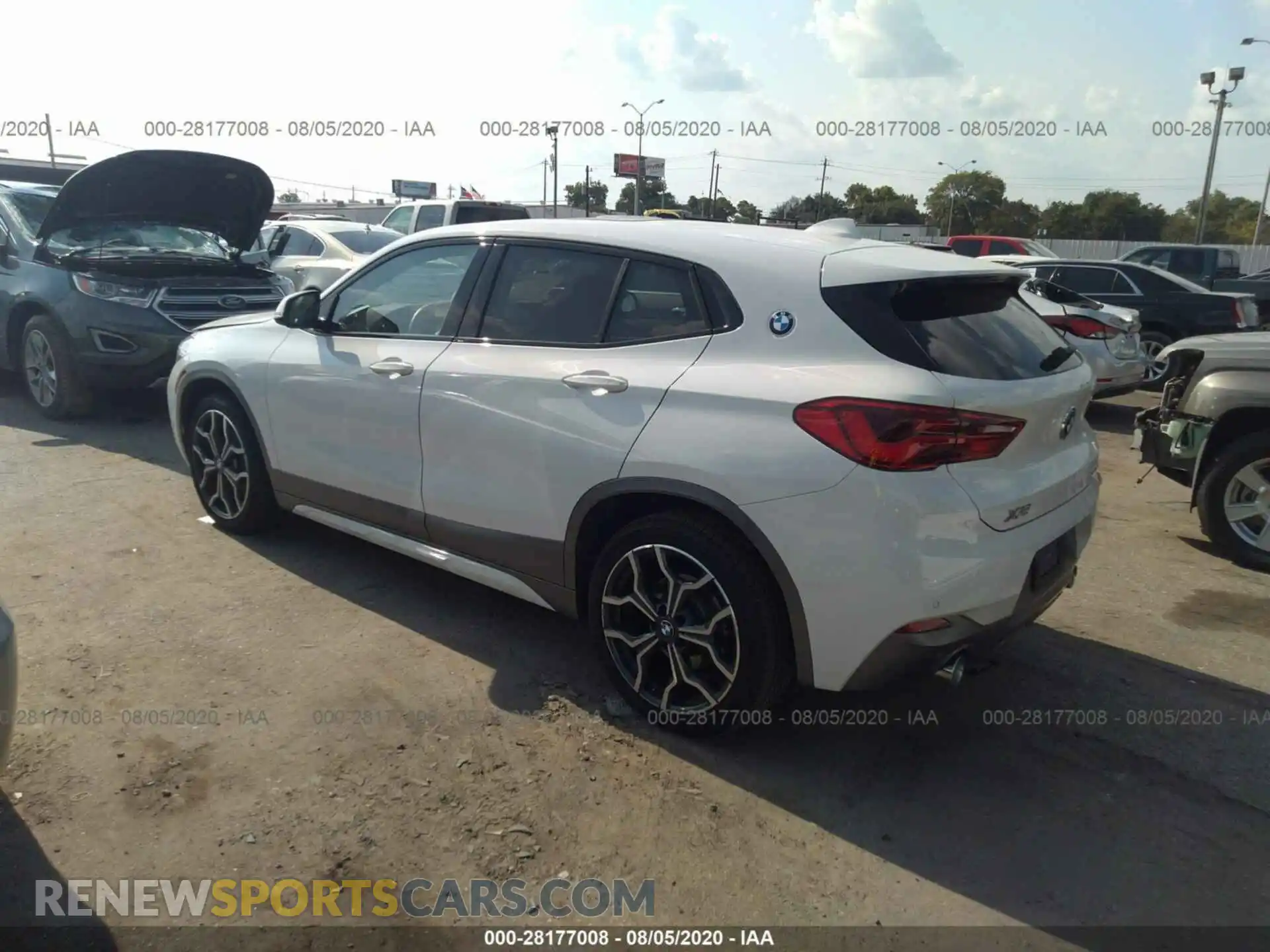 3 Photograph of a damaged car WBXYH9C07L5P28386 BMW X2 2020