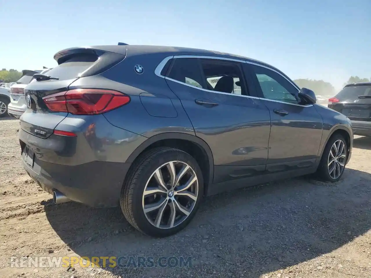 3 Photograph of a damaged car WBXYH9C07L5P73232 BMW X2 2020