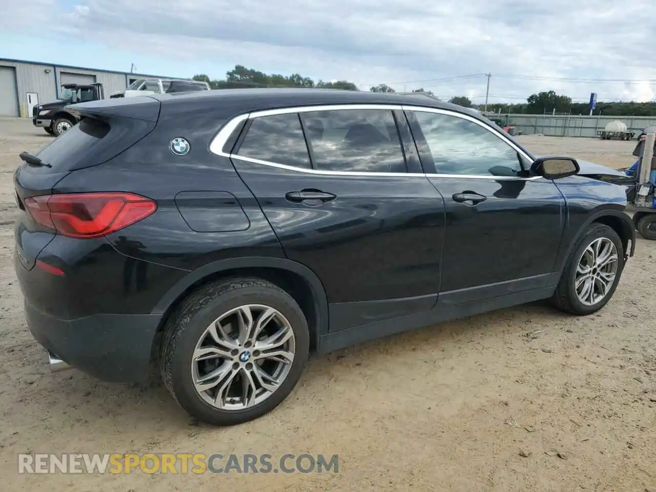 3 Photograph of a damaged car WBXYJ1C02L5P22372 BMW X2 2020
