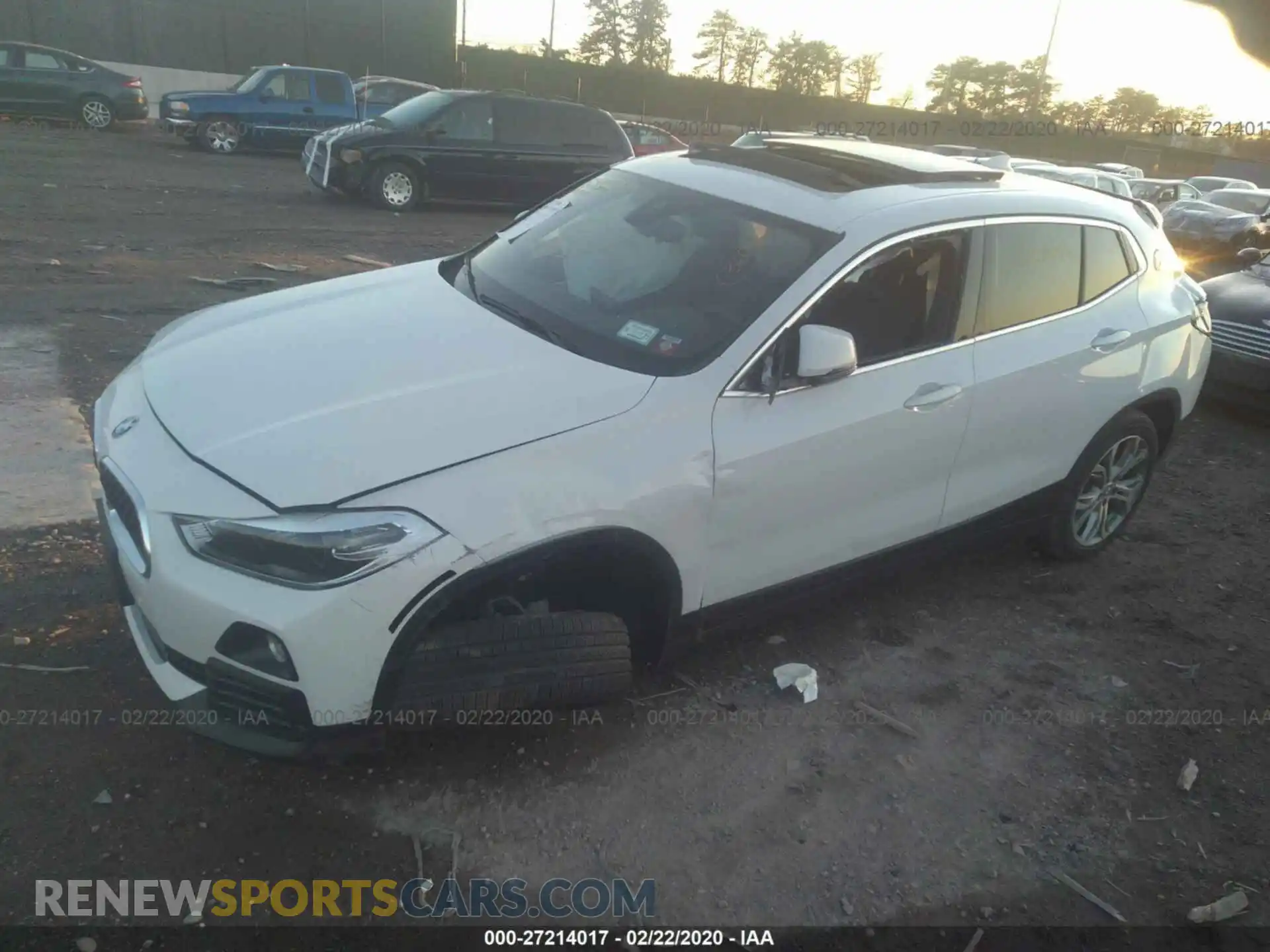 2 Photograph of a damaged car WBXYJ1C04L5P00986 BMW X2 2020