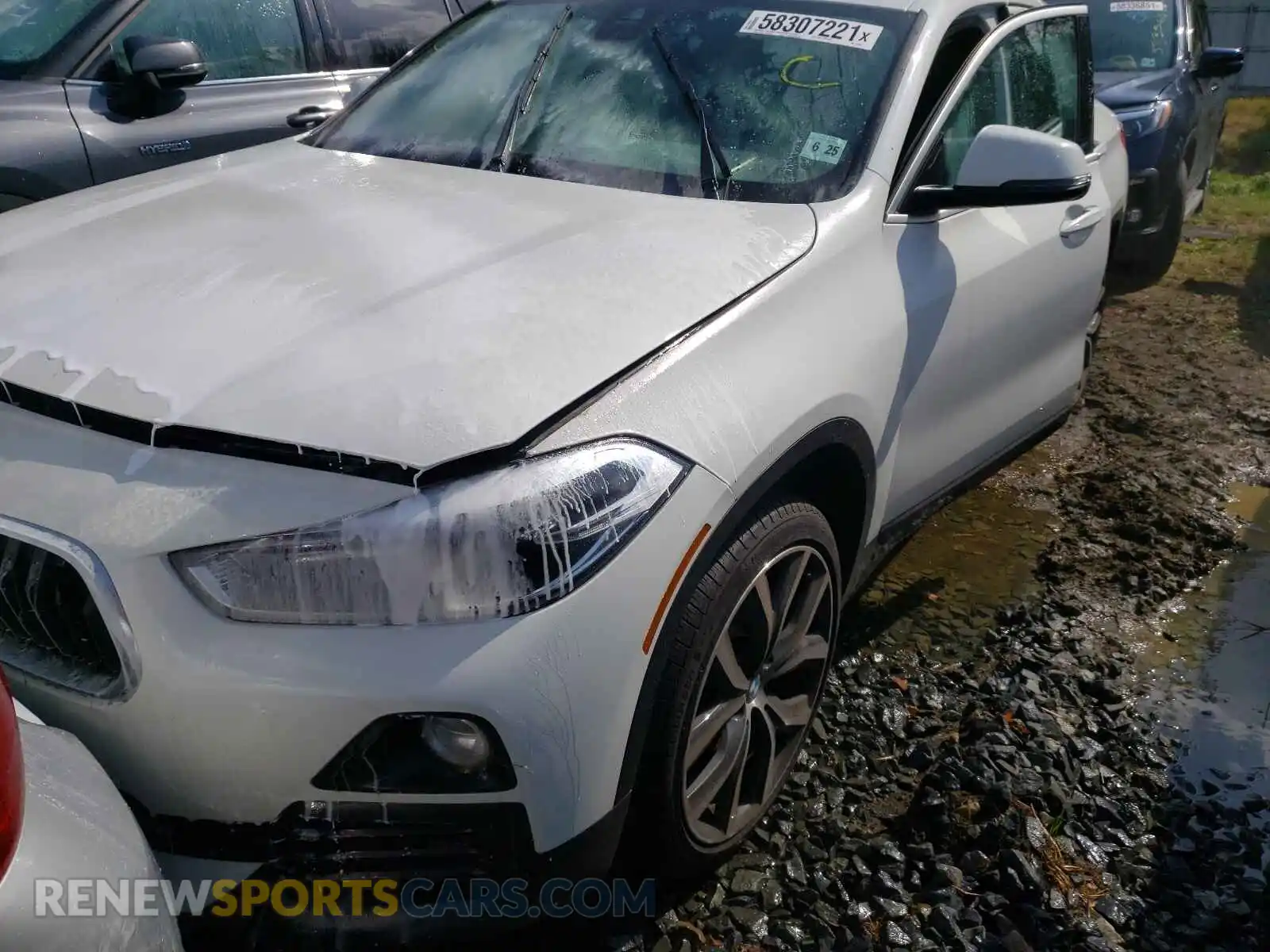 2 Photograph of a damaged car WBXYJ1C04L5R19365 BMW X2 2020