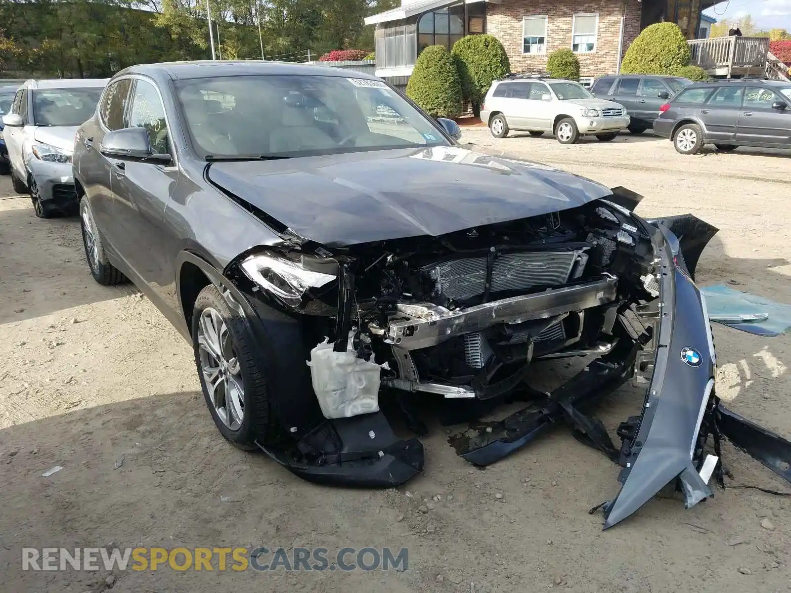 1 Photograph of a damaged car WBXYJ1C06L5P57142 BMW X2 2020