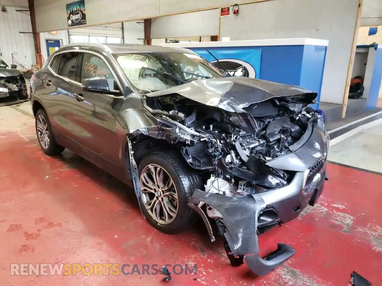 1 Photograph of a damaged car WBXYJ1C08L5R14105 BMW X2 2020