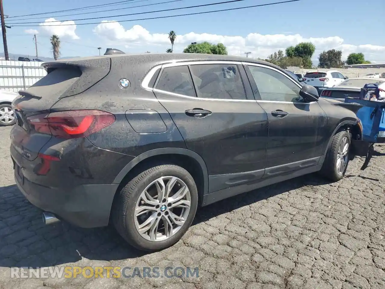 3 Photograph of a damaged car WBXYH9C00M5S44772 BMW X2 2021