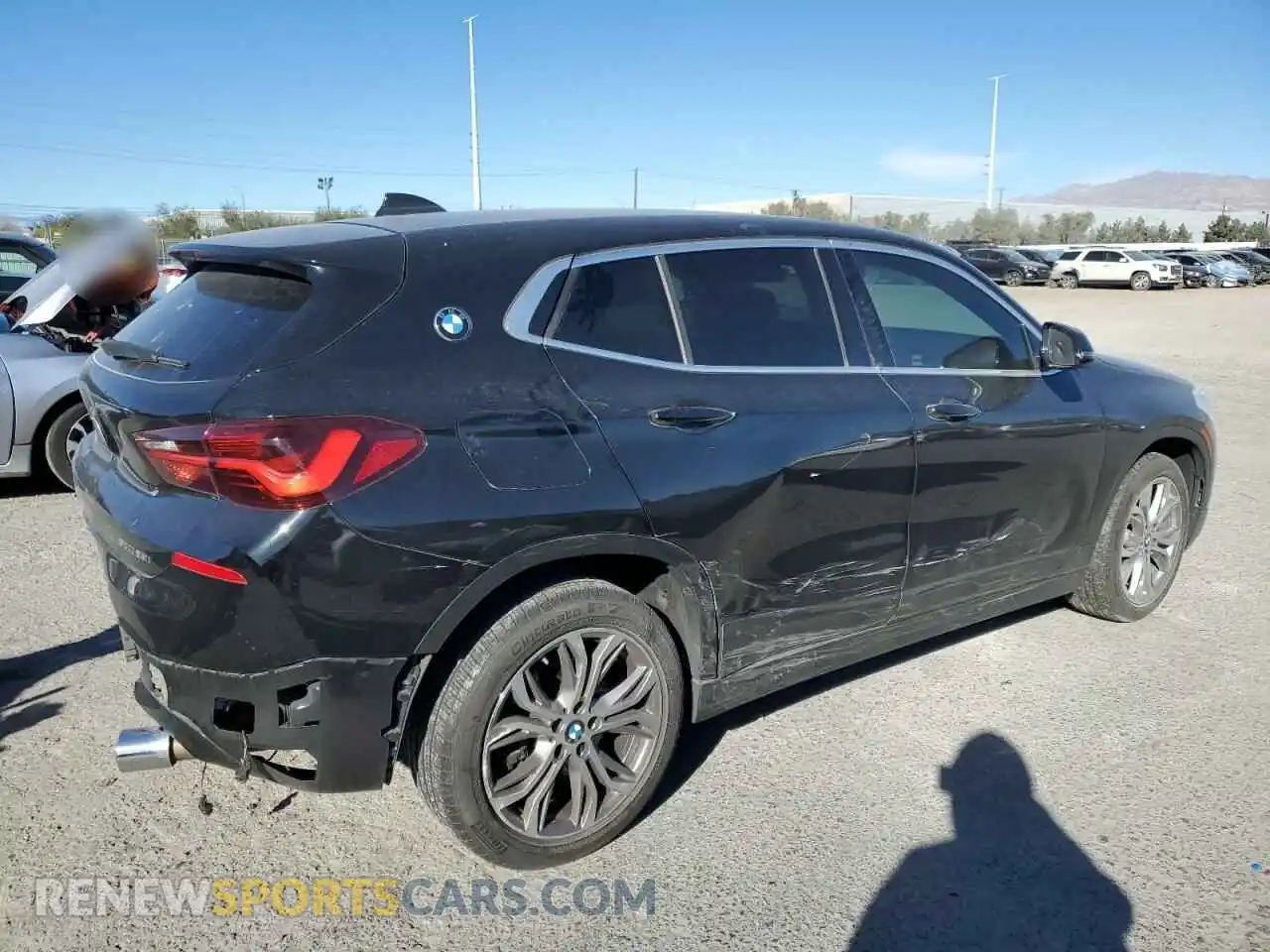 3 Photograph of a damaged car WBXYH9C07M5S63061 BMW X2 2021